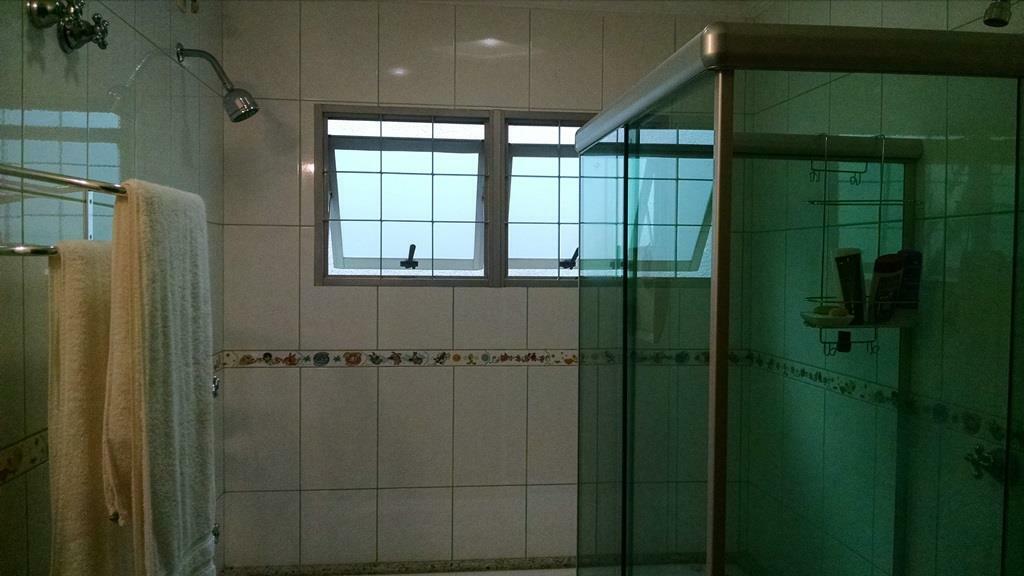 Casa à venda com 3 quartos, 200m² - Foto 14