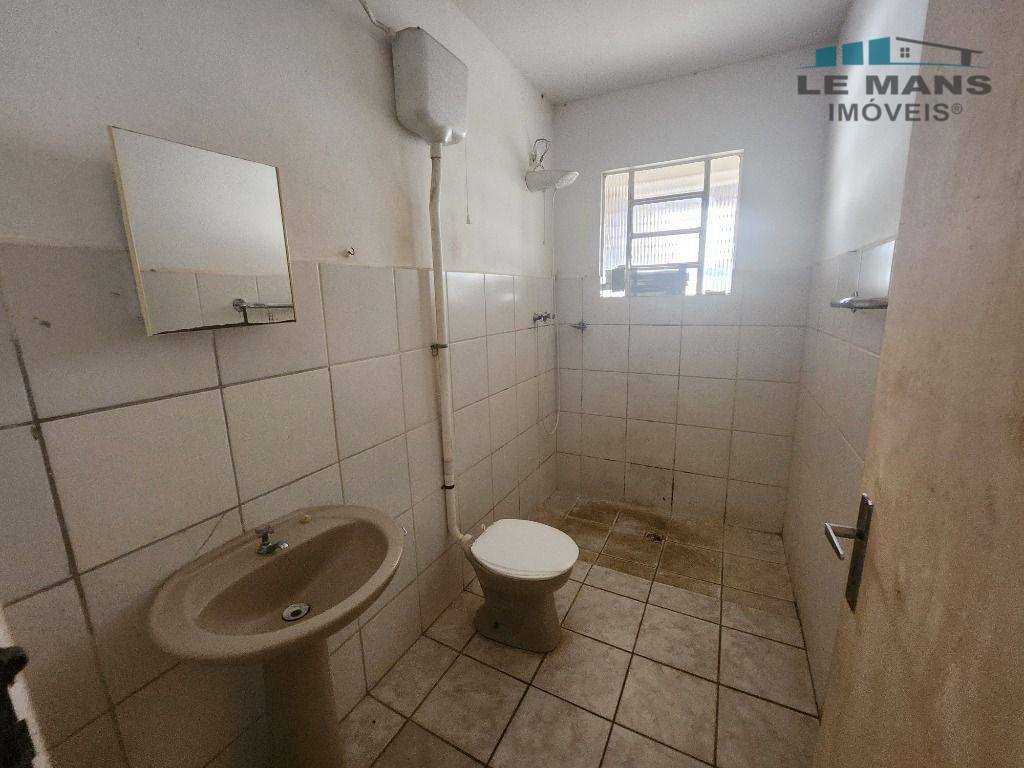 Chácara à venda com 2 quartos, 211m² - Foto 13