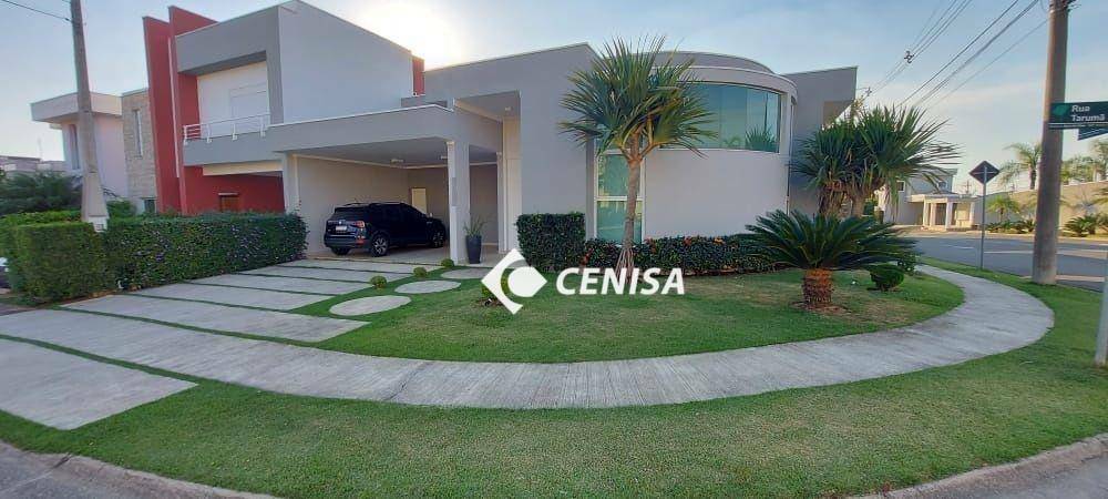 Casa de Condomínio à venda com 4 quartos, 248m² - Foto 1