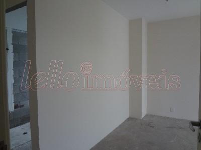 Apartamento à venda com 4 quartos, 204m² - Foto 9