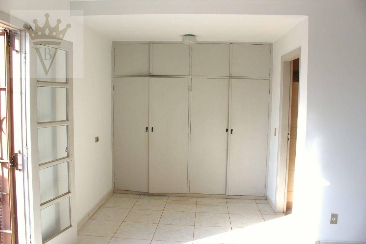 Sobrado à venda com 3 quartos, 208m² - Foto 8