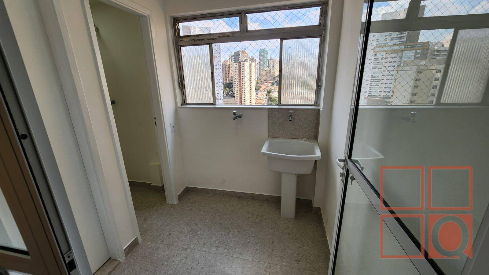 Apartamento à venda com 2 quartos, 67m² - Foto 4