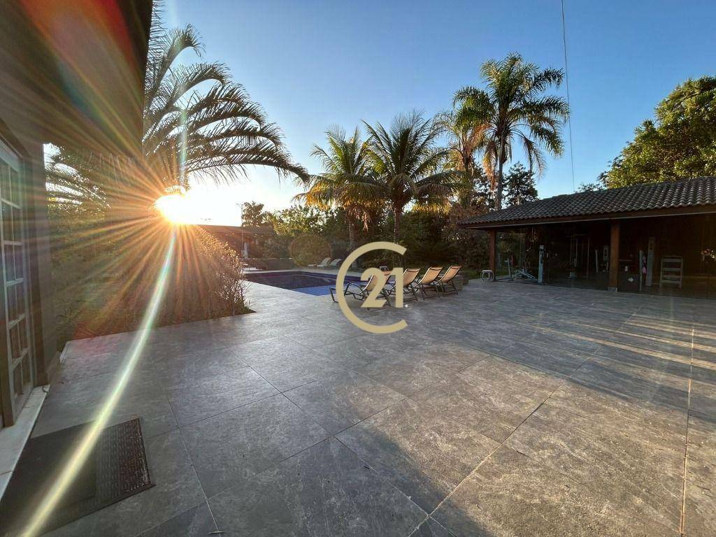 Chácara à venda com 7 quartos, 1500m² - Foto 28