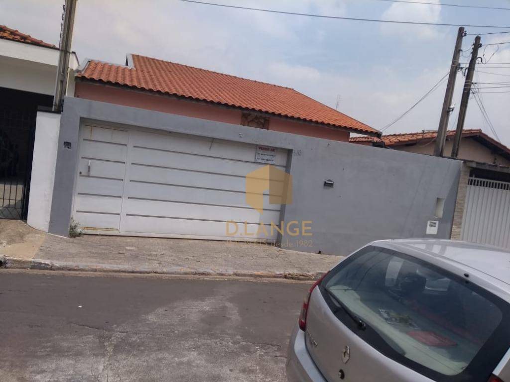 Casa à venda com 4 quartos, 180m² - Foto 2