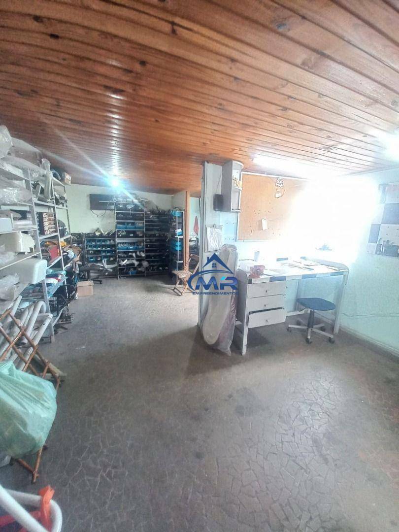 Casa à venda com 3 quartos, 130m² - Foto 35