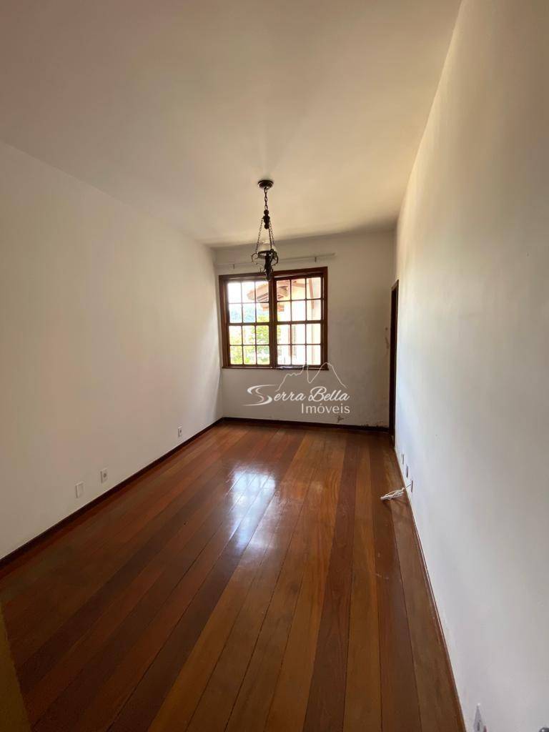 Casa de Condomínio à venda com 5 quartos, 211m² - Foto 24