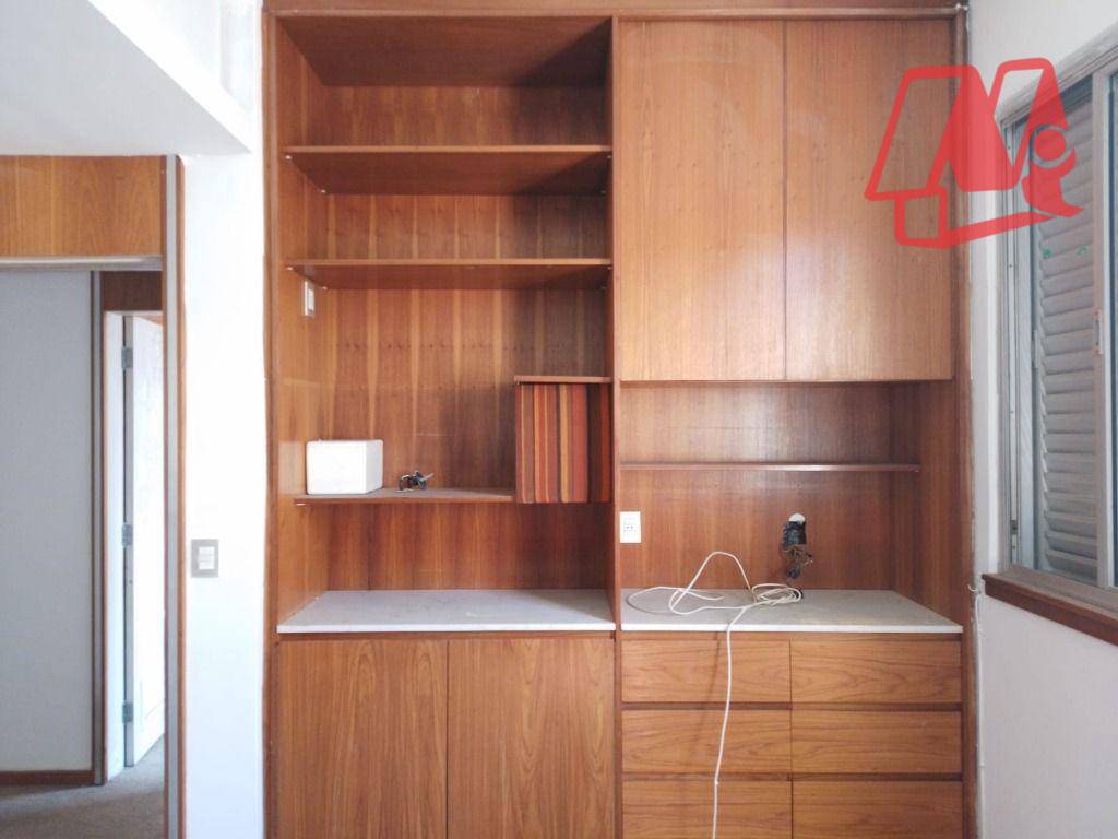 Casa à venda e aluguel com 3 quartos, 371m² - Foto 13