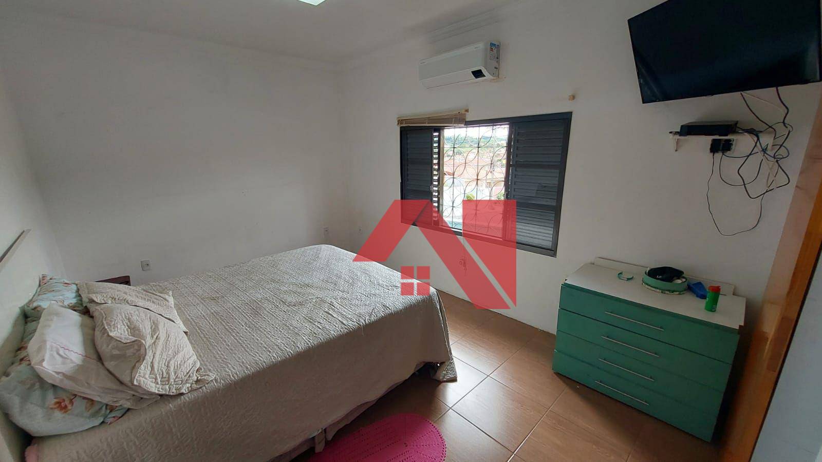 Casa à venda com 3 quartos, 185m² - Foto 9