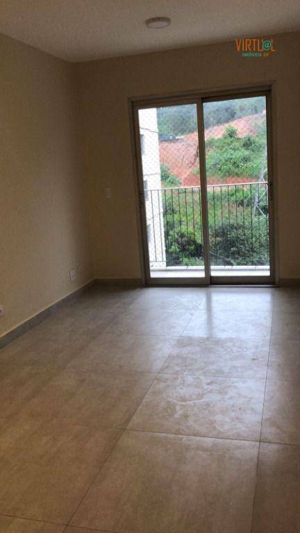 Apartamento à venda com 3 quartos, 61m² - Foto 8