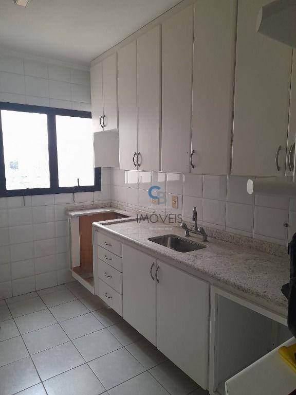 Apartamento à venda com 3 quartos, 117m² - Foto 22