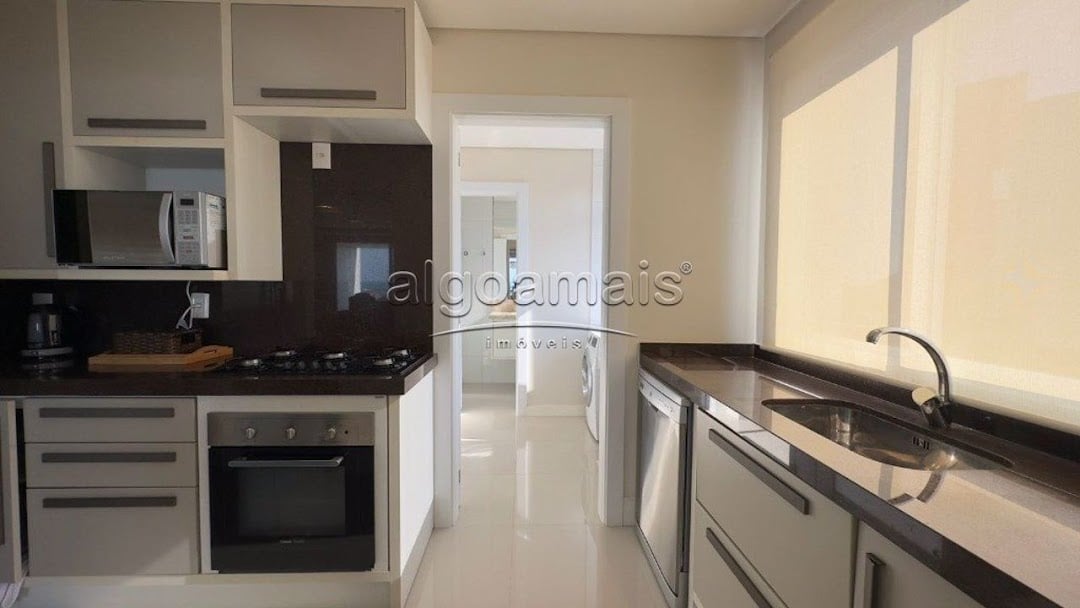 Apartamento à venda com 4 quartos, 240m² - Foto 13