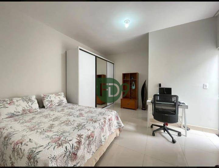 Casa à venda com 3 quartos, 120m² - Foto 12