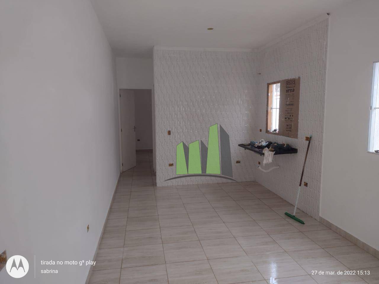 Casa à venda com 2 quartos, 60m² - Foto 3