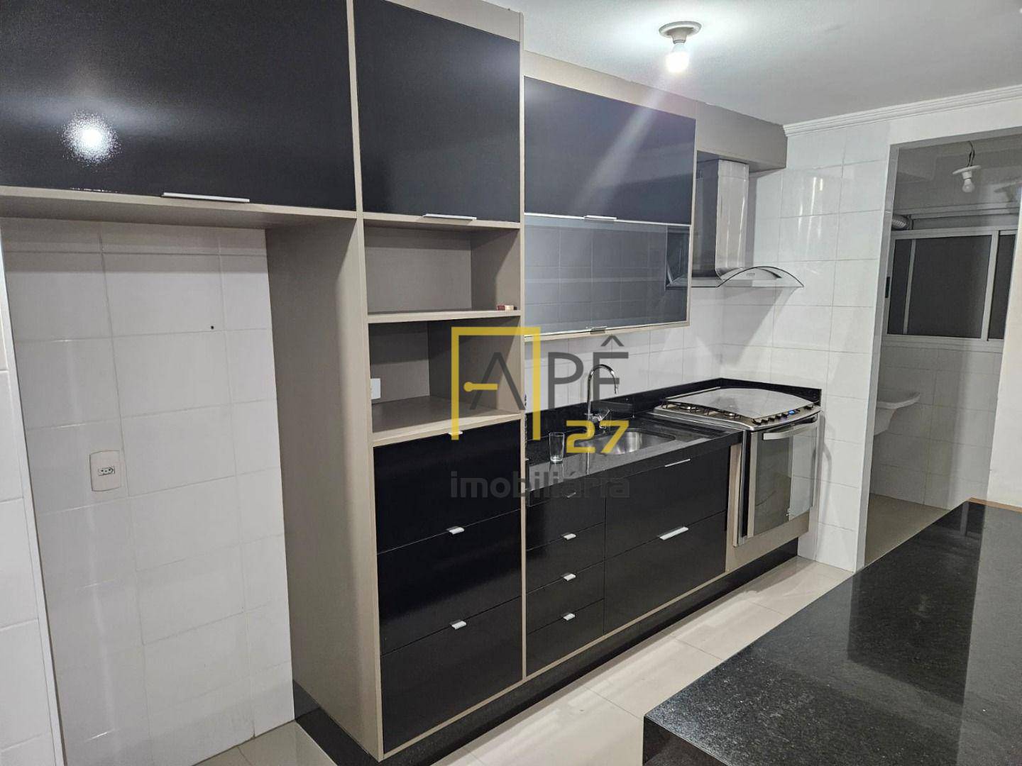 Apartamento à venda com 3 quartos, 82m² - Foto 1