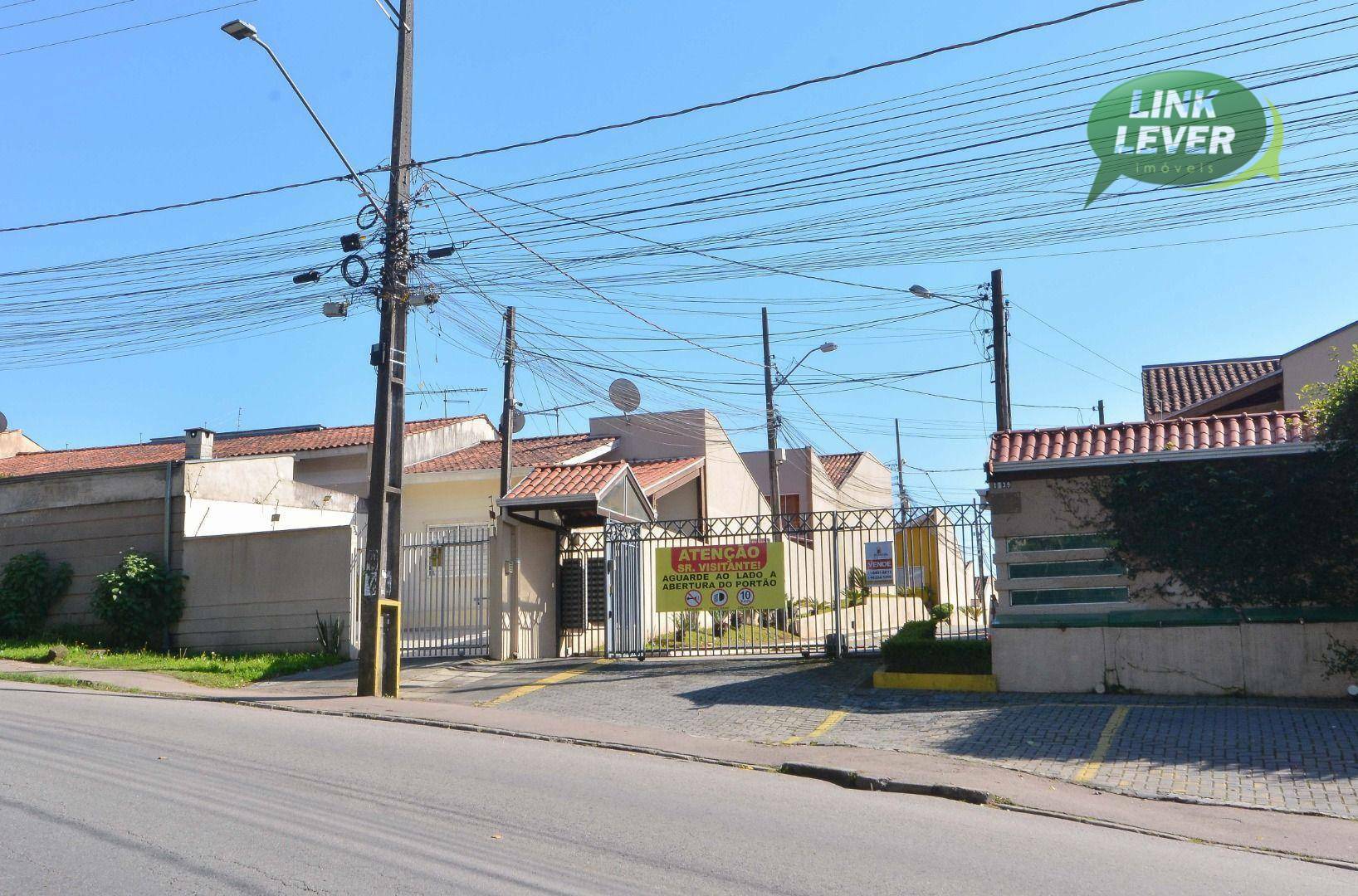 Casa de Condomínio para alugar com 3 quartos, 60m² - Foto 1