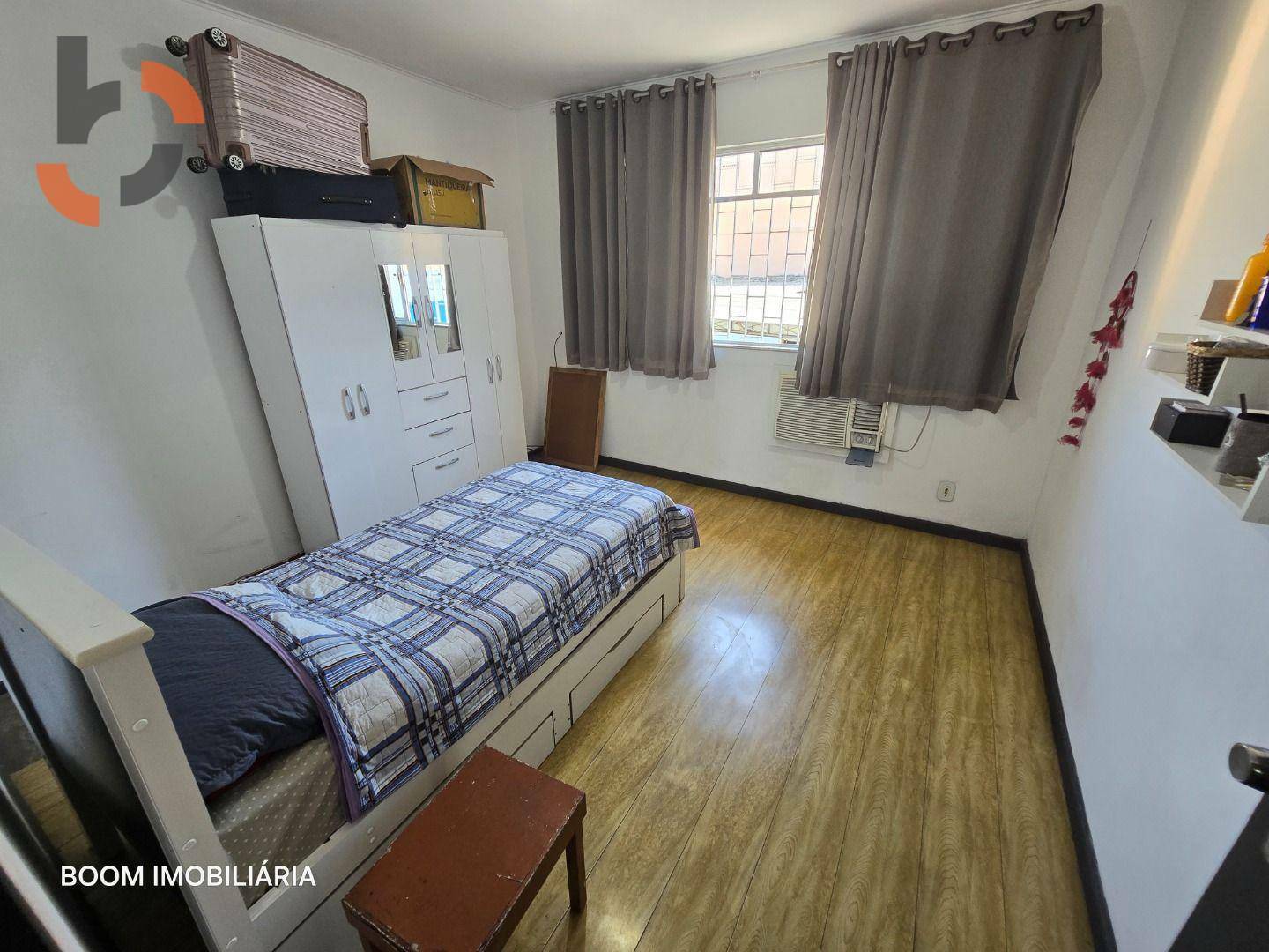 Casa à venda com 4 quartos, 297m² - Foto 5