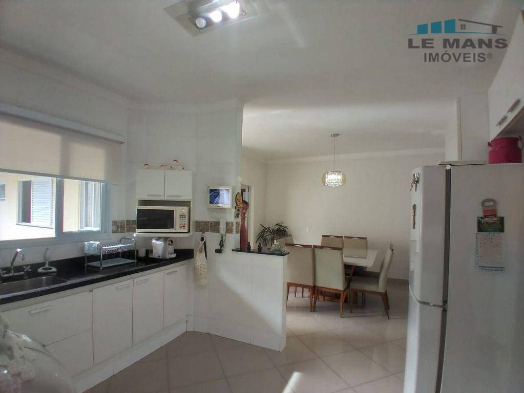 Casa à venda com 3 quartos, 191m² - Foto 23