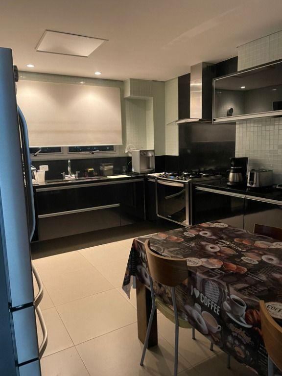 Apartamento à venda com 4 quartos, 230m² - Foto 39