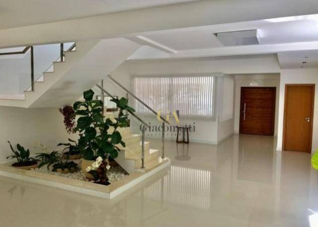 Casa de Condomínio à venda com 4 quartos, 385m² - Foto 4