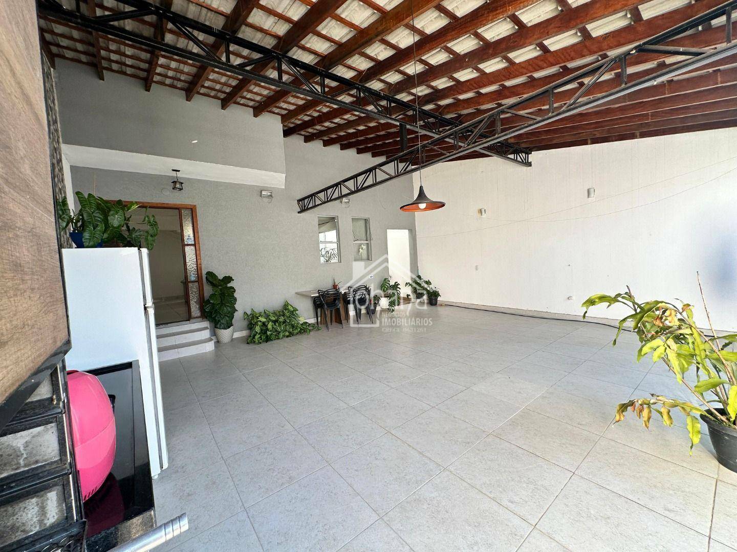 Casa à venda com 4 quartos, 246m² - Foto 6