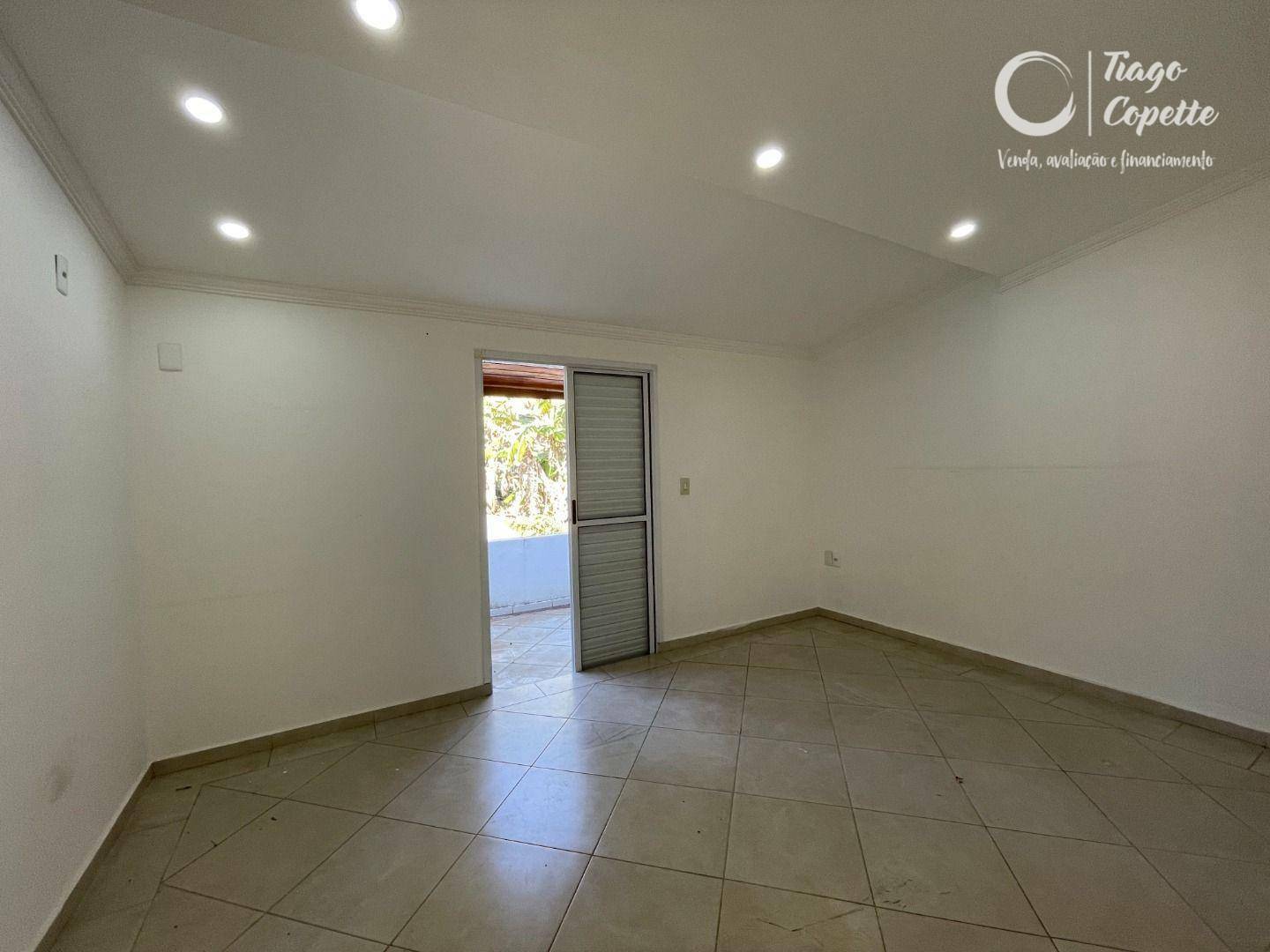 Casa à venda com 4 quartos, 600m² - Foto 36