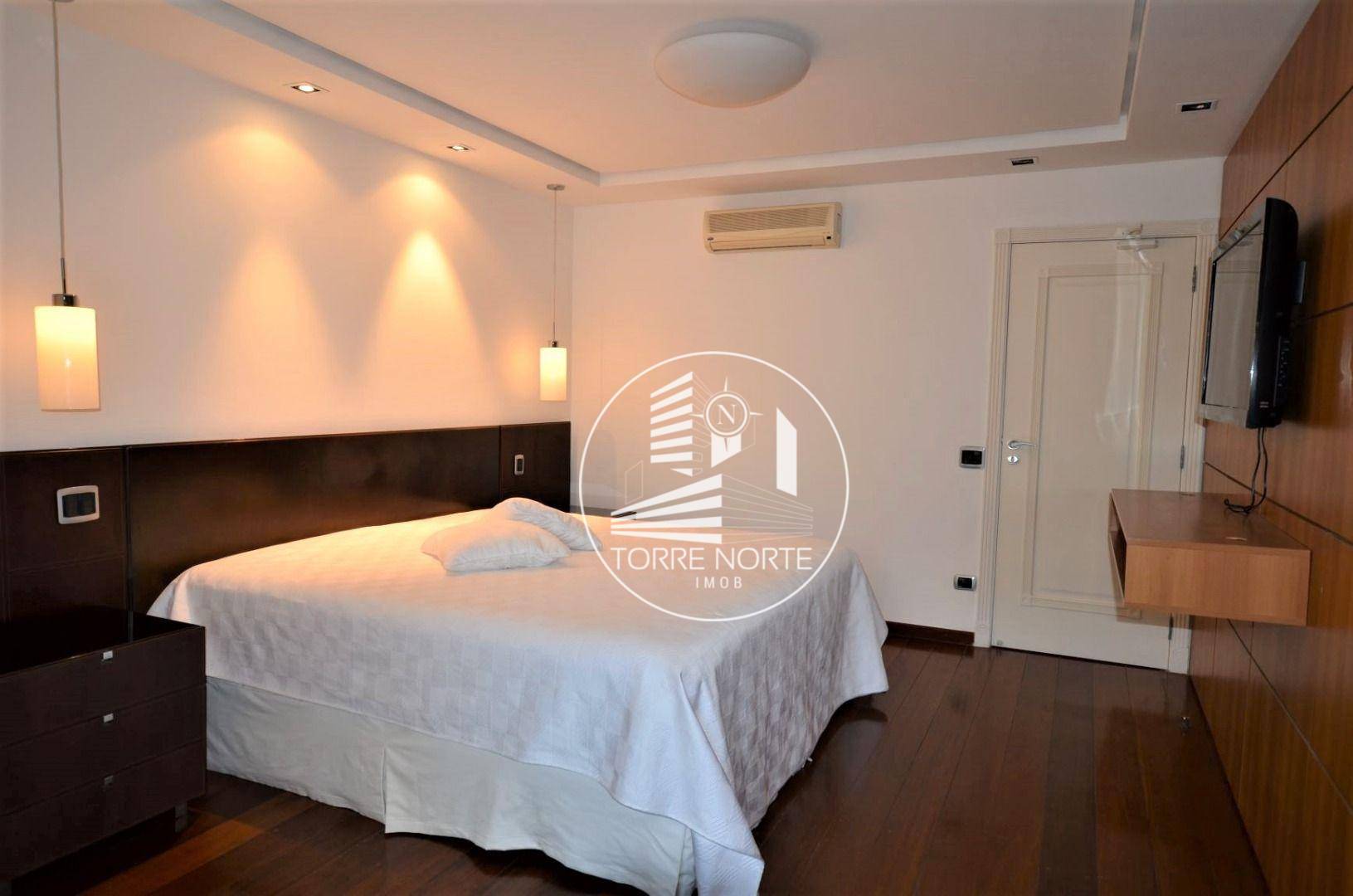 Apartamento à venda com 3 quartos, 280m² - Foto 18