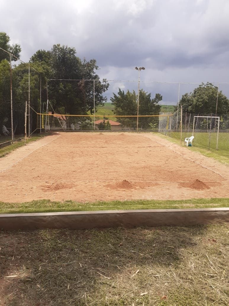 Fazenda à venda com 3 quartos, 200m² - Foto 2