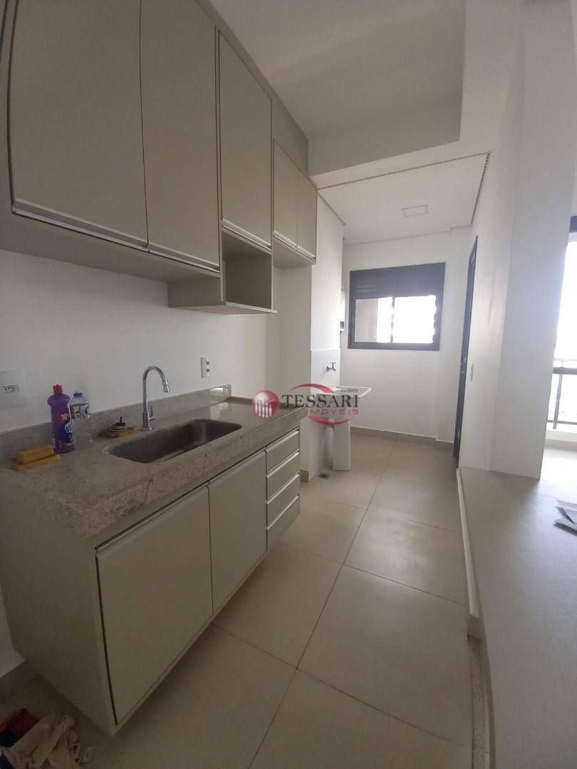 Apartamento para alugar com 2 quartos, 65m² - Foto 3