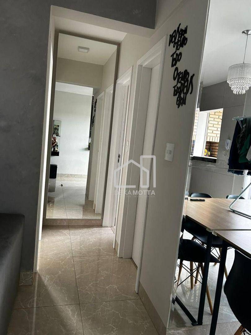 Apartamento à venda com 2 quartos, 60m² - Foto 24