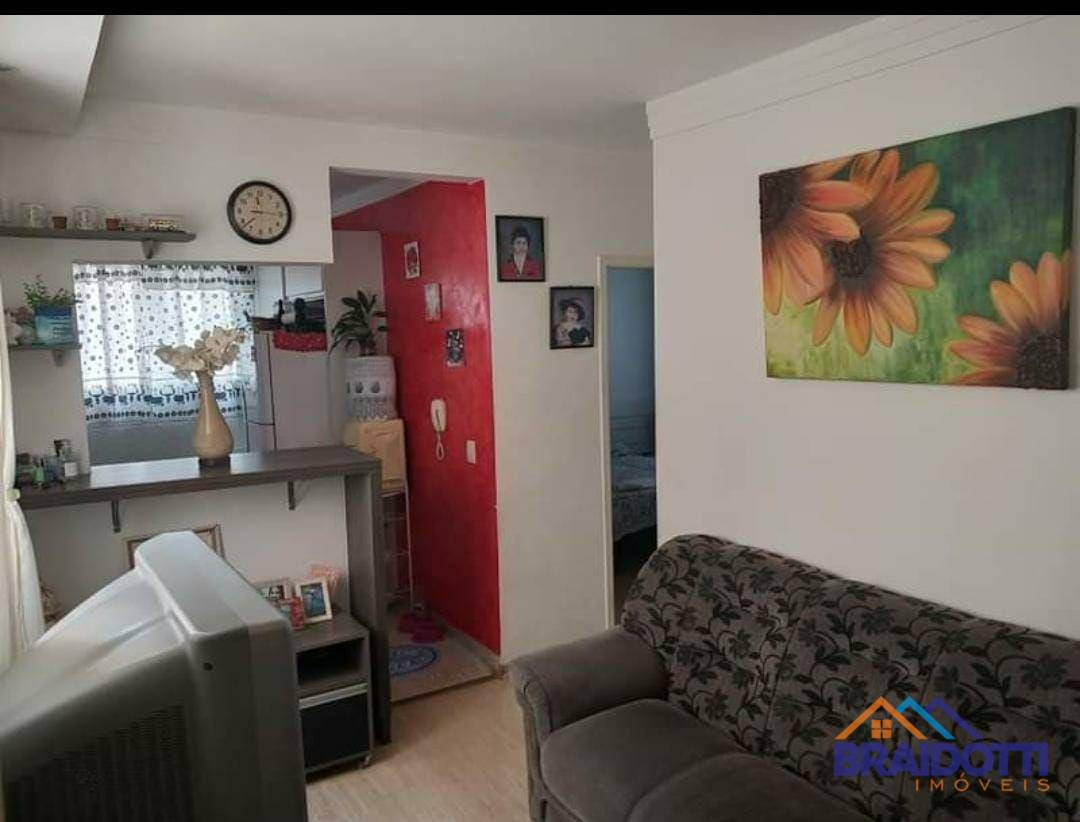 Apartamento à venda com 2 quartos, 47m² - Foto 1