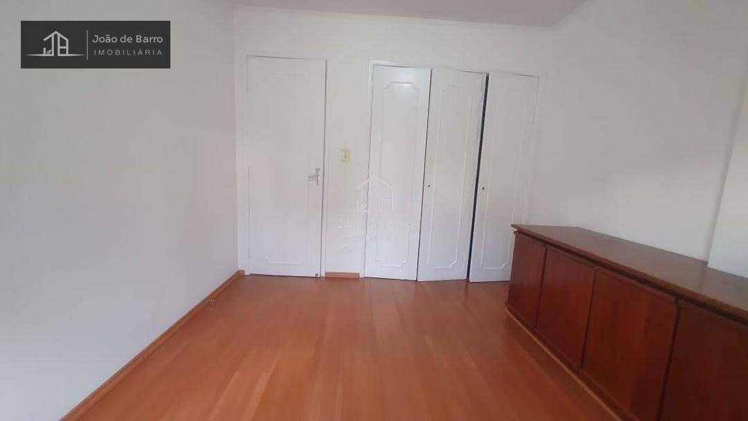 Apartamento à venda com 3 quartos, 84m² - Foto 4