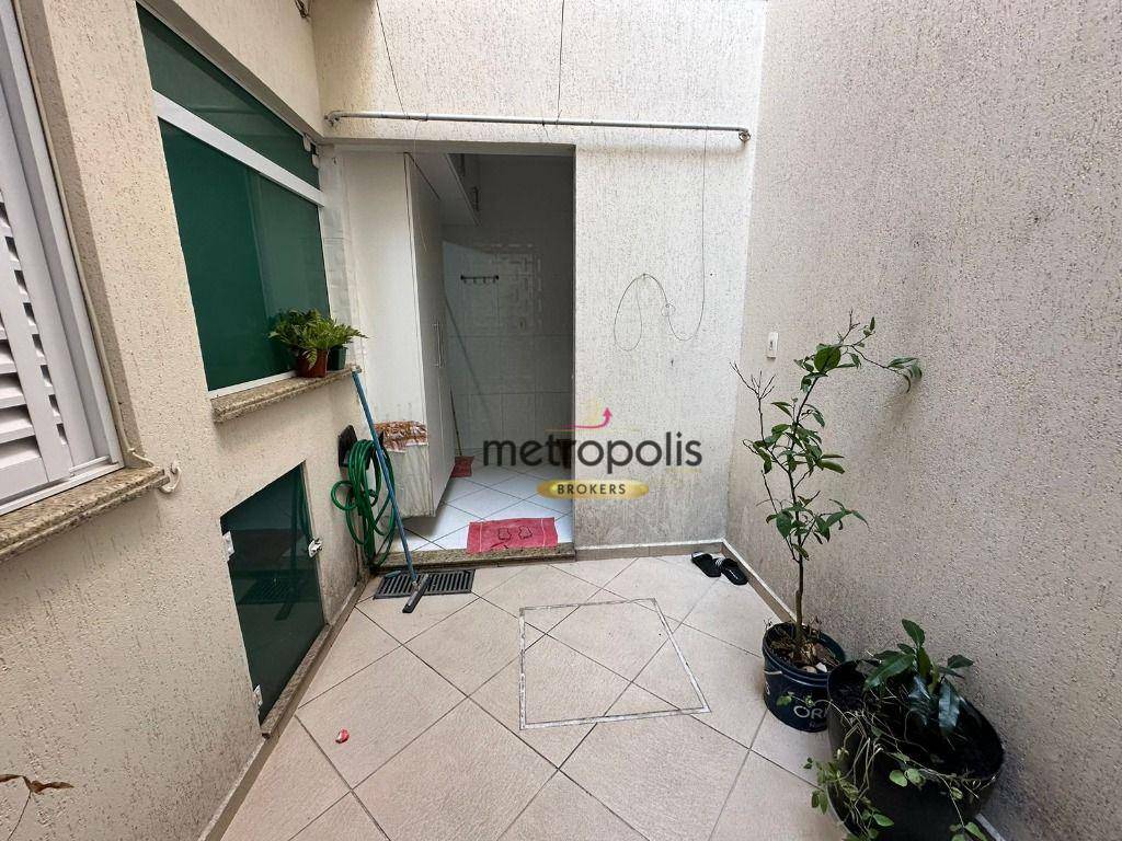 Sobrado à venda com 3 quartos, 220m² - Foto 39