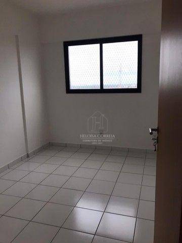 Apartamento à venda com 3 quartos, 75m² - Foto 3