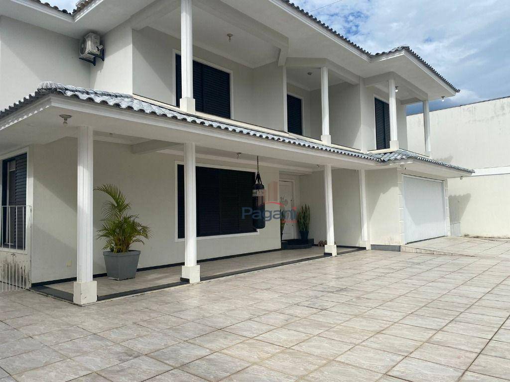 Casa à venda com 3 quartos, 254m² - Foto 28