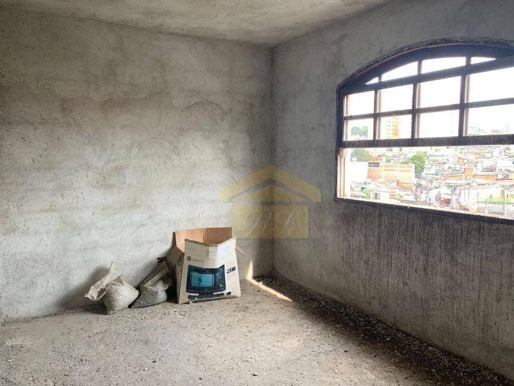 Sobrado à venda com 3 quartos, 304m² - Foto 10