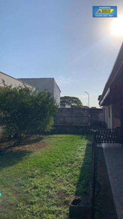 Casa para alugar com 3 quartos, 135m² - Foto 24