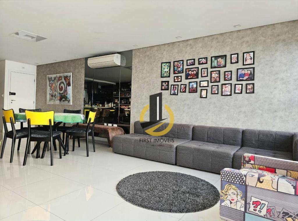 Apartamento à venda com 3 quartos, 150m² - Foto 7