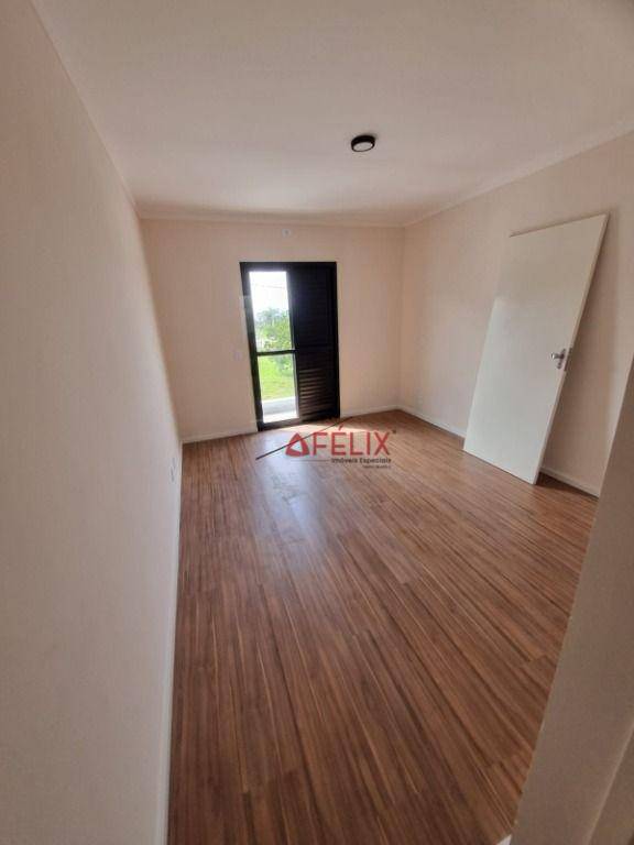 Sobrado à venda com 3 quartos, 120m² - Foto 3