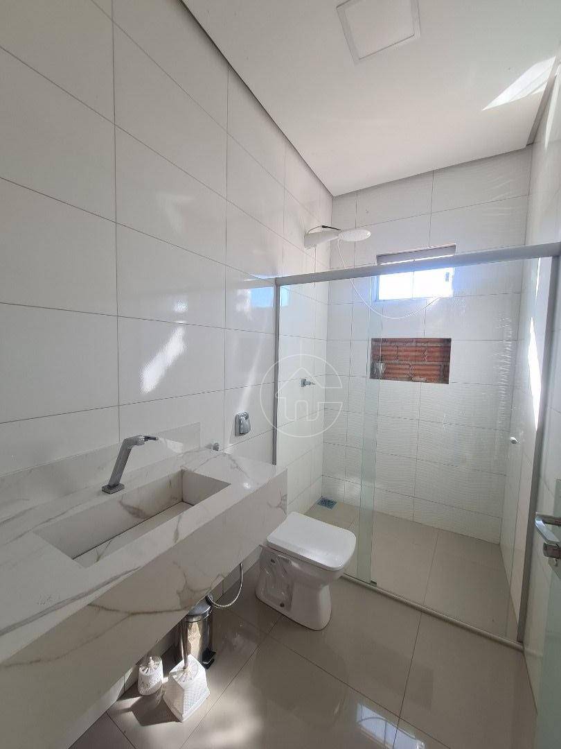 Casa à venda com 3 quartos, 300m² - Foto 14