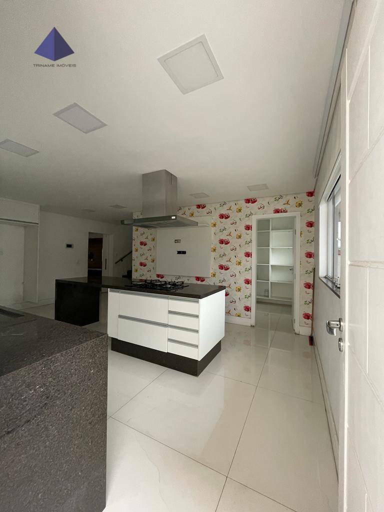 Sobrado à venda com 3 quartos, 250m² - Foto 12