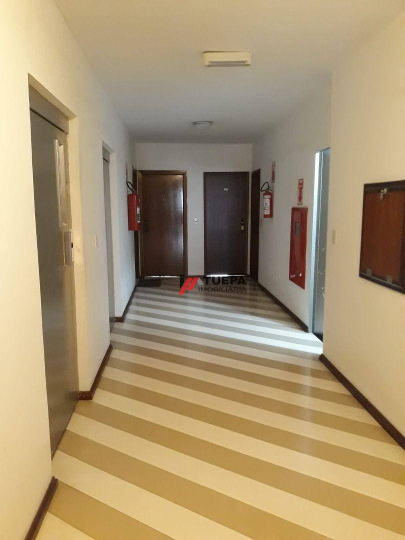 Apartamento à venda com 3 quartos, 135m² - Foto 41