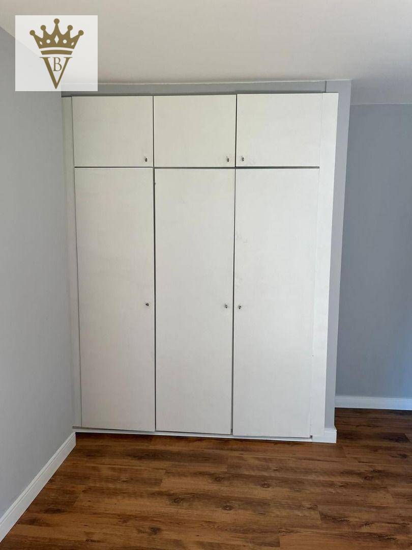 Apartamento para alugar com 4 quartos, 148m² - Foto 8