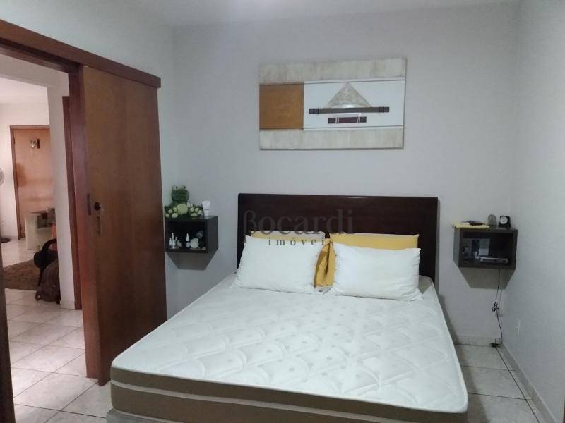 Apartamento à venda com 2 quartos, 100m² - Foto 16