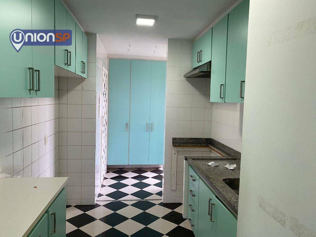 Apartamento à venda com 3 quartos, 126m² - Foto 15