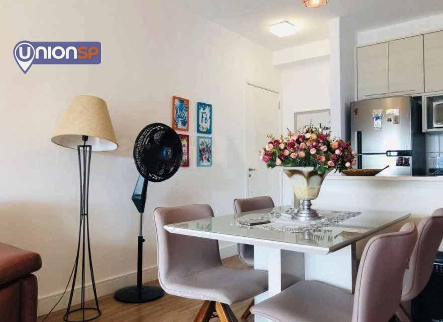 Apartamento à venda com 2 quartos, 57m² - Foto 2