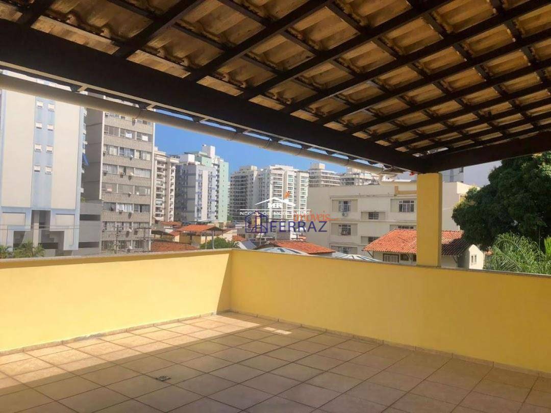 Casa à venda com 4 quartos, 90m² - Foto 1