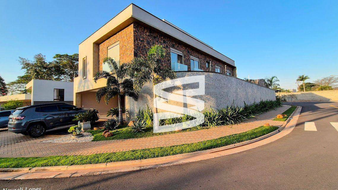 Casa de Condomínio à venda com 4 quartos, 470m² - Foto 2