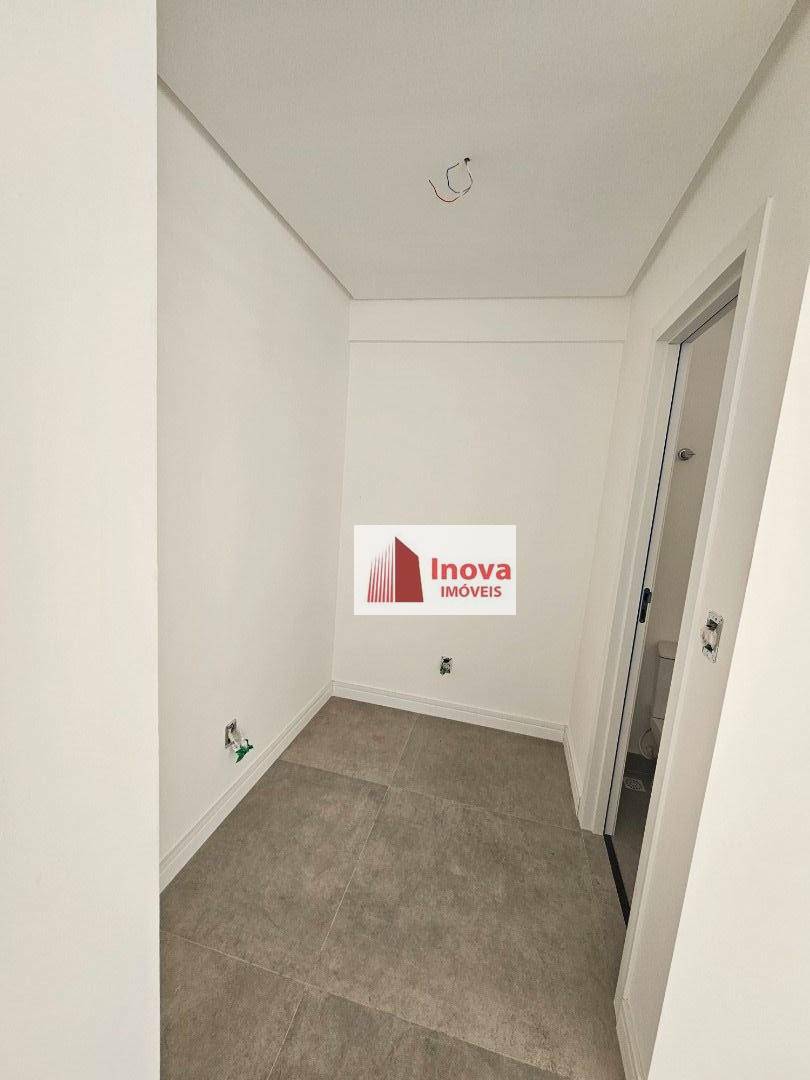 Apartamento à venda com 4 quartos, 170m² - Foto 16