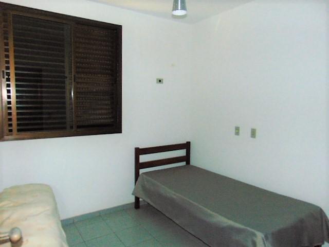 Apartamento à venda com 3 quartos, 130m² - Foto 17