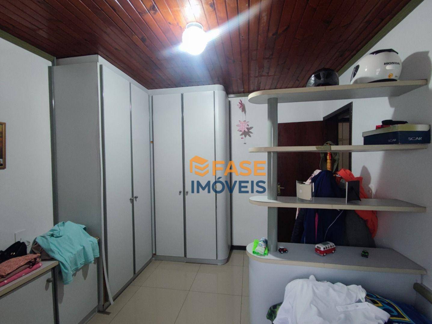 Casa à venda com 3 quartos, 180m² - Foto 12